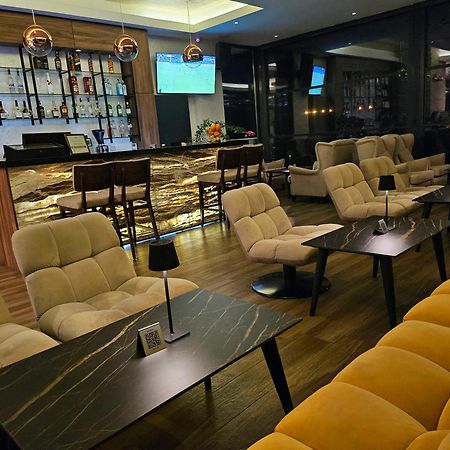 Glorius Hotel Veles Eksteriør bilde