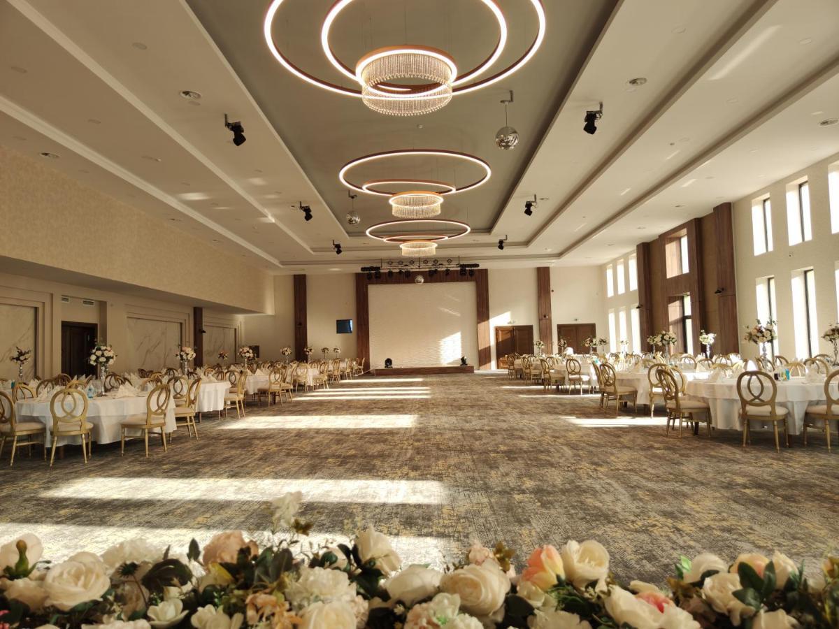 Glorius Hotel Veles Eksteriør bilde